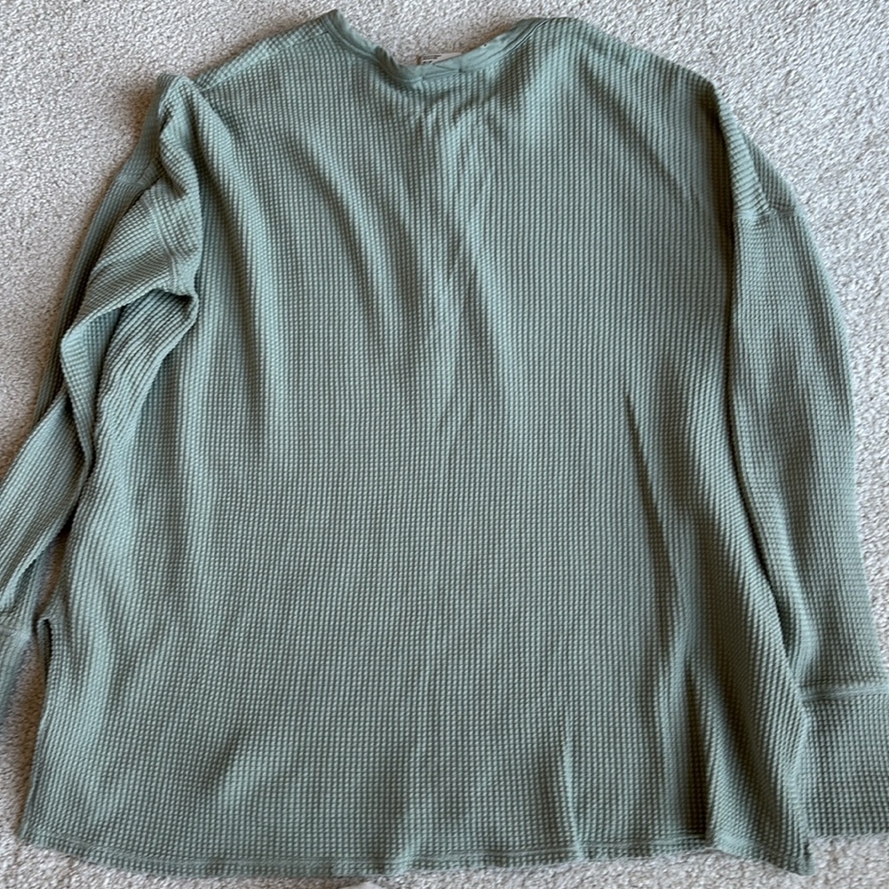 (2) Offline by Aerie Green Cream Waffle Knit Thermal Henley Shirt Womens Medium - Picture 13 of 14